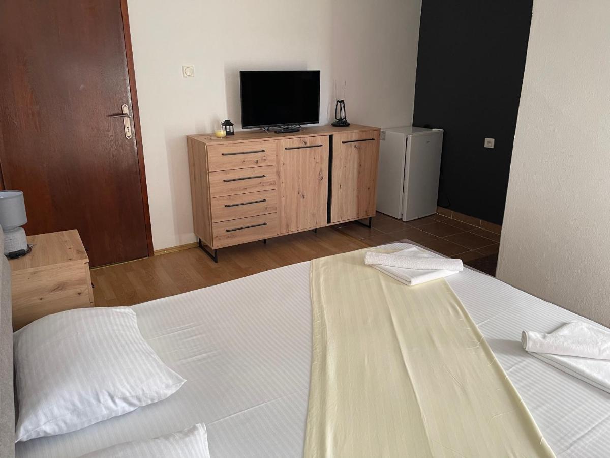 Apartaments Queen Ulcinj Exterior foto