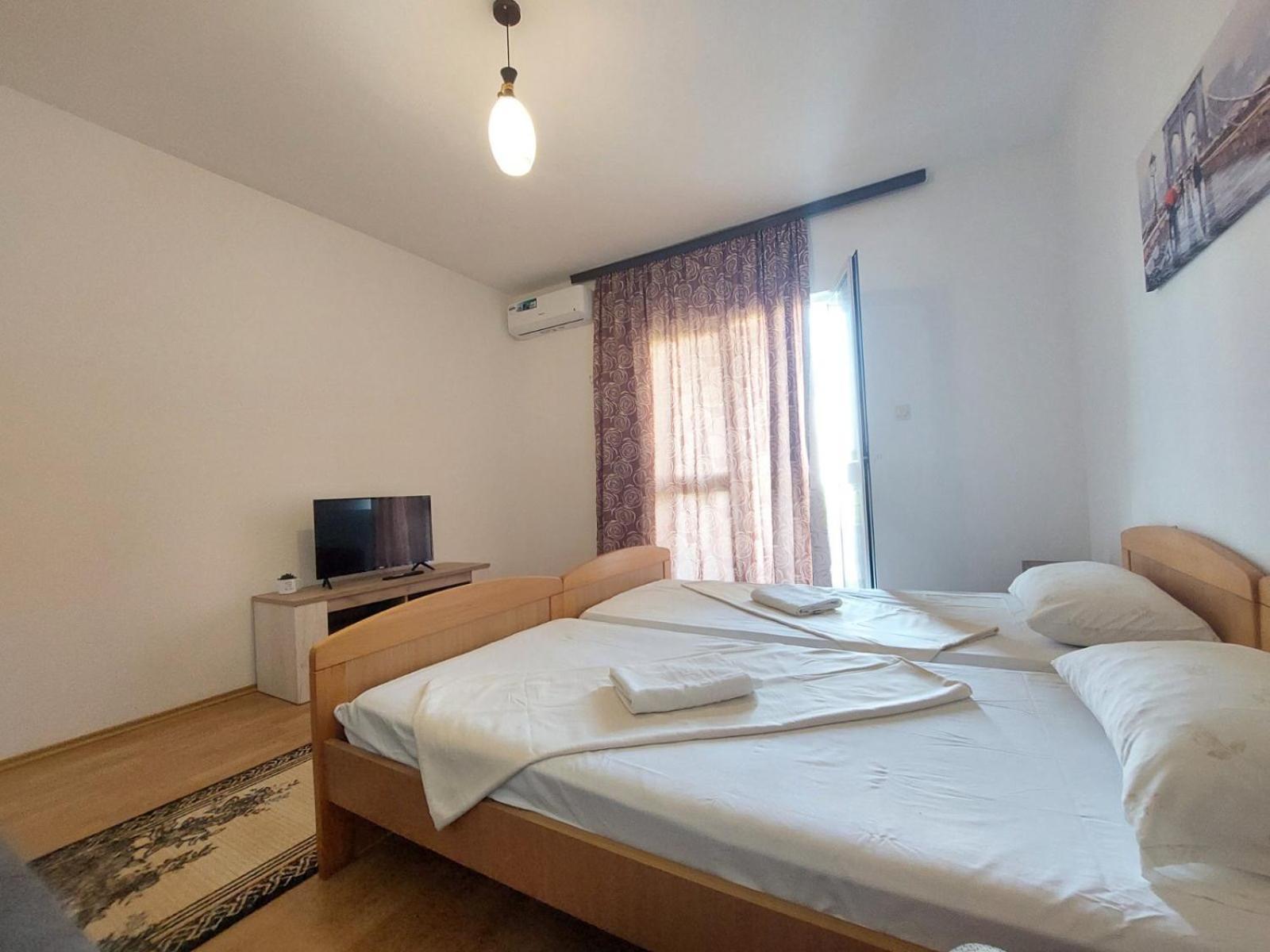 Apartaments Queen Ulcinj Exterior foto